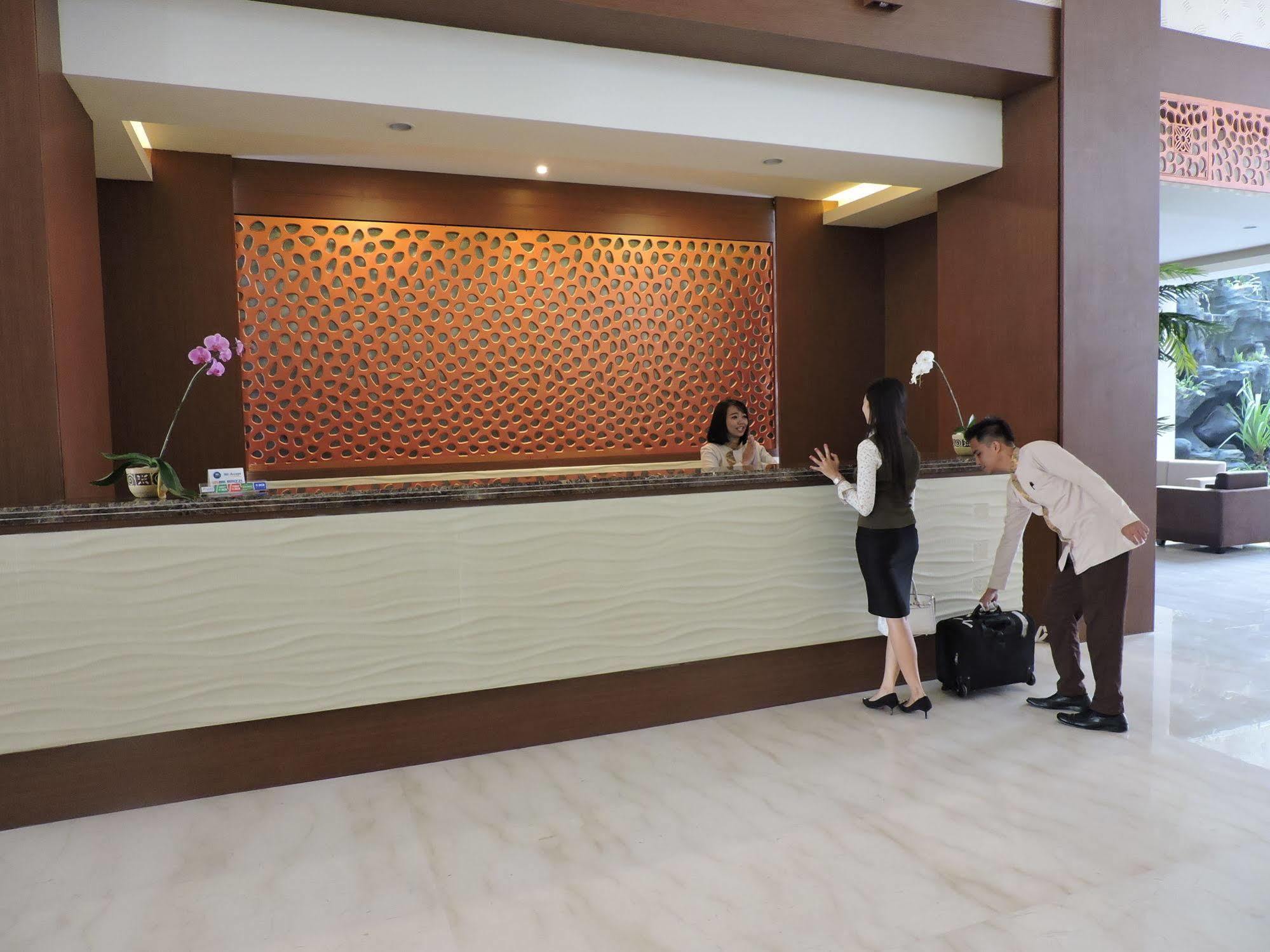 Ascent Premiere Hotel And Convention Маланг Экстерьер фото